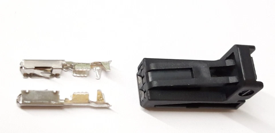 MQS Stecker 2 polig 8W0 971 832  8W0971832  & 2 MQS Pin´s VW AUDI - Bild 1 von 1