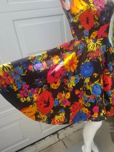 Viva Las Vegas 1960er Jahre neu ohne Etikett Jay Herbert Blumendruck voller Rock Kleid Größe 6 - Bild 1 von 8