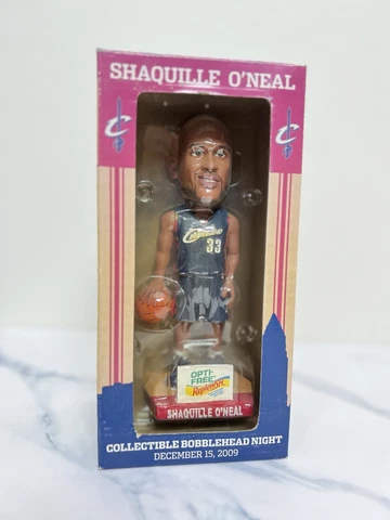 Shaq Shaquille O'Neal Cleveland Cavs Cavaliers 2009 Bobblehead Cover