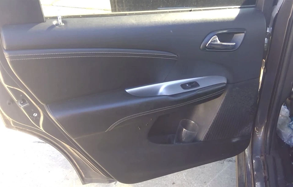 2015 Dodge Journey Rear Driver Left LH Door Trim Panel in Black - Изображение 1 из 4