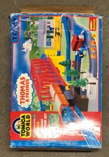 tomica world thomas adventure set