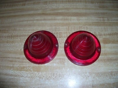 Juego de 2 lentes de luz trasera Chevrolet Bel Air El Camino Biscayne Impala 1960 OEM Foto 1 de 4