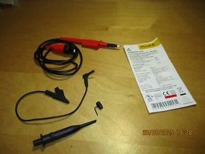 Juego de sondas de voltaje Fluke VPS410-R 10:1 300 MHz rojo rojo NUEVO - Imagen 1 de 2