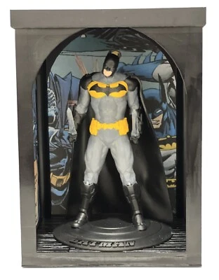 Batman Figure NEW Heroes And Villains Statue Cool Colour Movie BATMAN Comics - Image 1 of 4
