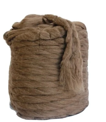 22lb wholesale Brown wool roving bulk un dyed spinning,Felting,Chunky yarn,jumbo - Image 1 of 4