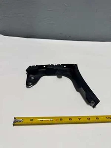For 2023-2025 Colorado Driver Side Front Bumper Bracket Guide Genuine OEM - Picture 1 of 8
