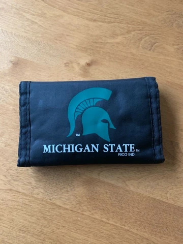 Michigan State Spartans Nylon Tri-Fold Wallet Cover