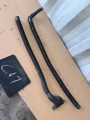 1992 94 95 1996 FORD F250 F350 F150 BRONCO WINDSHIELD DEFROST VENTS DUCTS TUBES - Image 1 of 4