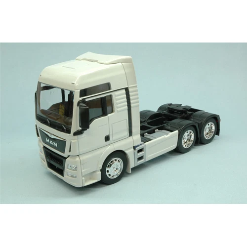 MAN TGX 26 440 (6x4) WHITE 1:32 Welly Camion Modellino Nuovo - Immagine 1 di 1