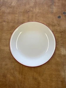 Corelle HOOPS ROT Mittagessen Teller 8 1/2" Coupe rote Verkleidung 1 EA 3 verfügbar - Bild 1 von 4