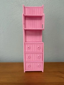 1985 Vintage Beverly Hills Furniture Bath Boutique For Barbie Pink 80s Wicker - Picture 1 of 5