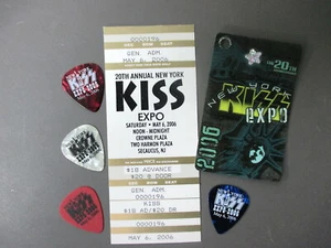 KISS Expo 4 picks ticket & laminated pass 2006 ! - Picture 1 of 1