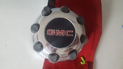 #J 1999-2017 GMC Sierra Yukon  2500 3500  Chrome OEM  Center Cap 15039488 - Imagem 1 de 4