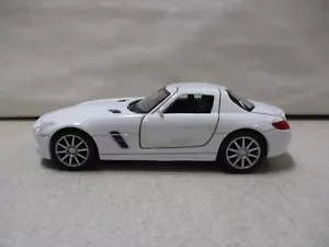 Welly Mercedes Benz SLS AMG 1/43 - Picture 1 of 6