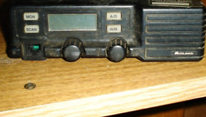 Midland 70-1341B Mobile Radio