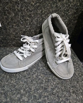 Tênis Old Navy Mid Top de Lona com Cadarço Masculino Tamanho 4 Cinza - Imagem 1 de 4