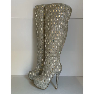 Botas de tacón alto sobre la rodilla Shiekh plateadas con estrás para mujer talla 9 fiesta glamurosa Foto 1 de 4