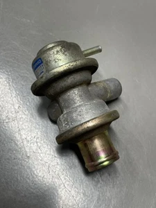 Válvula de interruptor de aire Kawasaki Vulcan VN1500C 1996 (CANTIDAD-2) 16126-1188 - Imagen 1 de 5