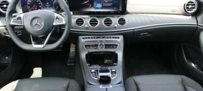 Комплект отделки салона из черного дерева для седана и универсала Mercedes-Benz W213 класса E от оригинального производителя - Изображение 1 из 4