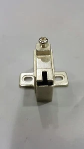 BLUM MOUNTING PLATE CLIP, ZINC, SCREW ON-OVER 260 SOLD FREE P&P - Picture 1 of 10