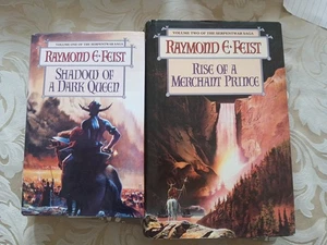 2x Serpent War Saga, Raymond Feist, Hardback. Volume 1 And 2 - Picture 1 of 7