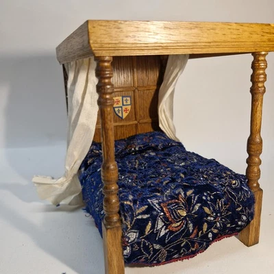 1/12th Scale Dolls House 4 Poster bed   British made  RE87 - Image 1 of 4