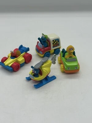 Lote de 4 carros de metal fundido Sesame Street Tyco Matchbox década de 1990 - Imagem 1 de 4