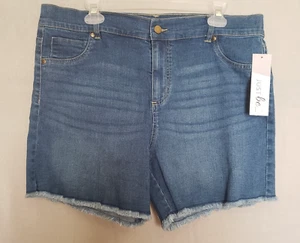 Just Be Women's -XL -Denim Shorts- Fringed Hem - Back pockets -New - Picture 1 of 5