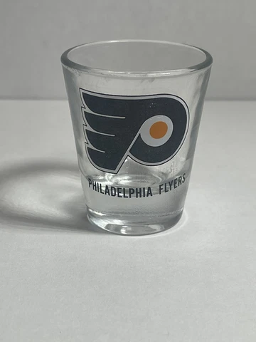 Vintage Philadelphia Flyers 1.5oz Round Team Logo Shot Glass NHL Cover