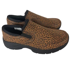Zapatos mocasines cómodos sin cordones Lands End para mujer con estampado de leopardo talla 8 B de cuero - Imagen 1 de 9