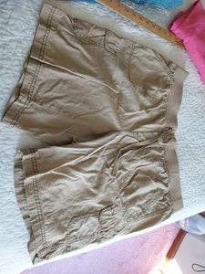 Faded Glory Women's 16W 16 W Linen Blend Cargo Shorts Tan pull on GUC pockets - Picture 1 of 9