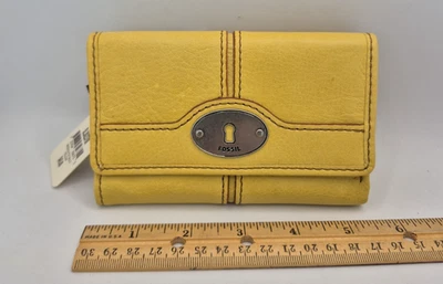 Fossil Maddox Flap Multi Trifold Wallet SL3023700 Yellow Leather NEW - Image 1 of 4
