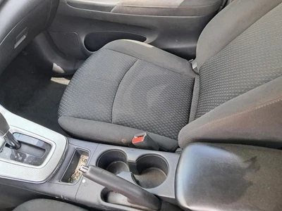 Console Front Floor CVT Fits 13-16 SENTRA 4760703 Foto 1 de 4