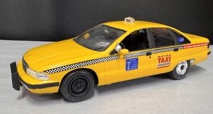 Revell #6294 Snaptite Chevy Capric Taxi 1:25 Scale Model Built Complete - Picture 1 of 9