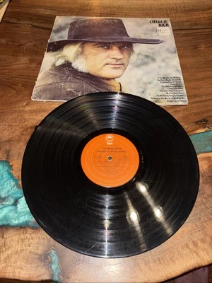 CHARLIE RICH "Behind Closed Doors" Vinyl LP - Epic Records  KE 32247  1973 Foto 1 de 4