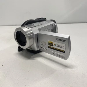 Sony Handycam HDR-UX5 HD 1080i AVCHD DVD Camcorder - Picture 1 of 6