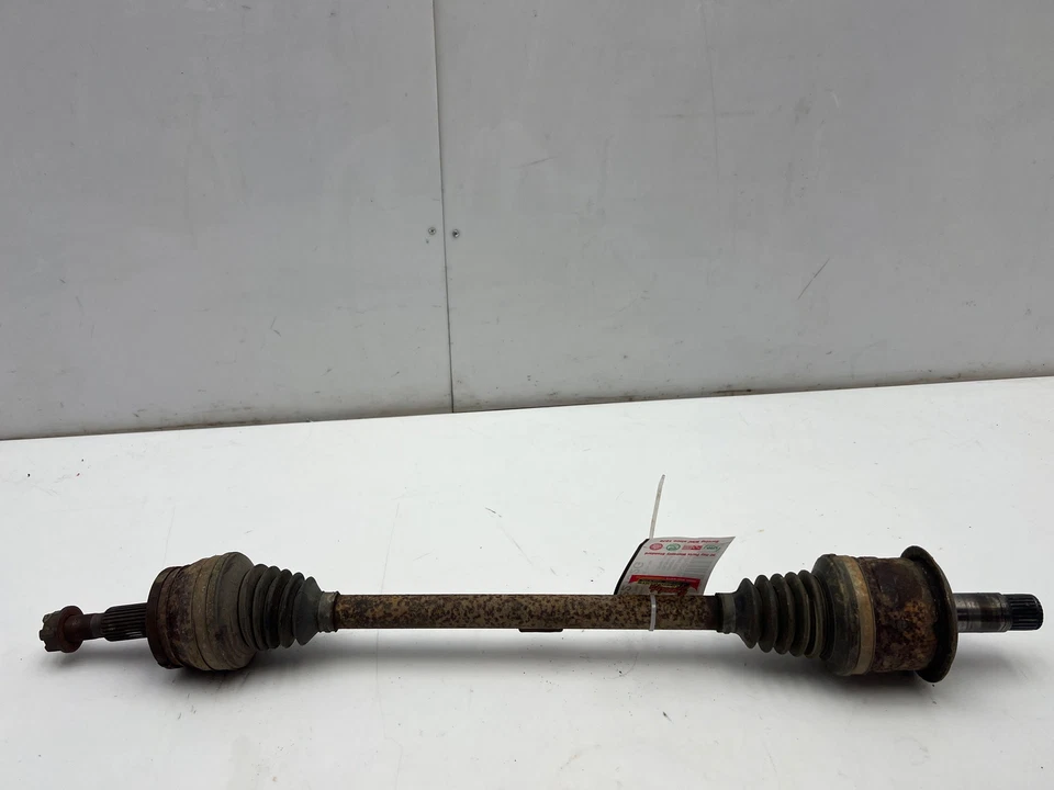 Dodge Charger 2006-2008 eje trasero CV conductor LH tracción trasera 6 cilindros solo OEM 04578431AD Foto 1 de 4