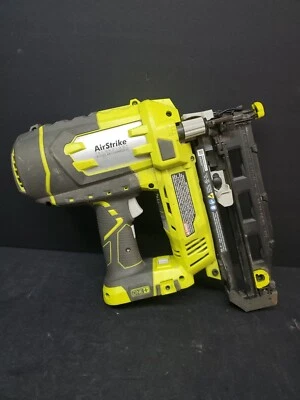 Herramienta clavadora acabado inalámbrico calibre 16 AirStrike Ryobi P325 18V One+ solo COMO ESTÁ  Foto 1 de 4