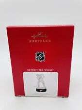 New Hallmark Keepsake Detroit Red Wings NHL Hockey Magic Light Ornament 2021