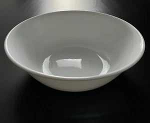 Corelle Classic WINTER FROST White 8 1/2" Vegetable Serving Bowl Excellent - Picture 1 of 5