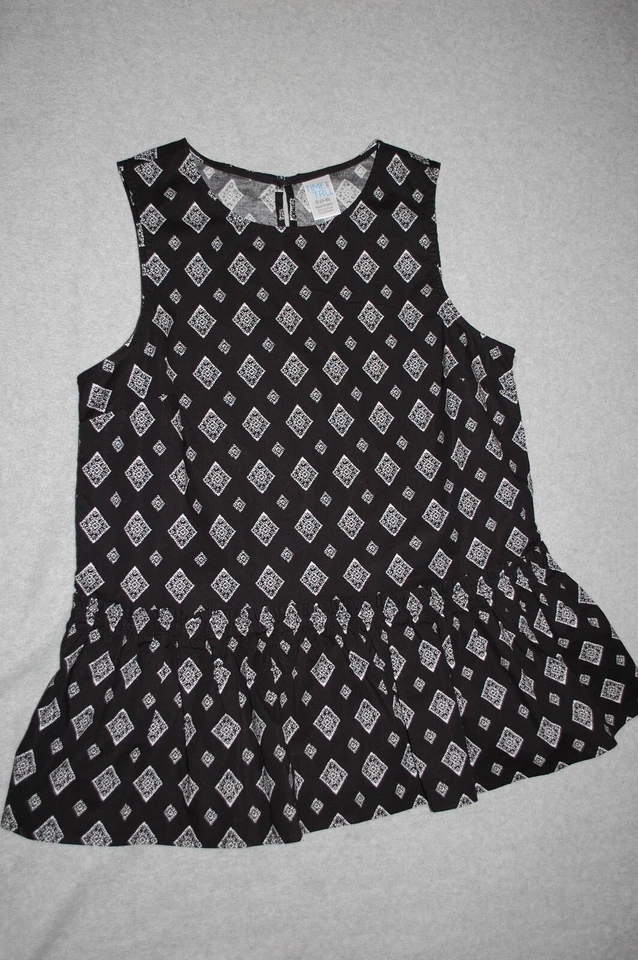Womens BLACK & WHITE DIAMOND PRINT PEPLUM TOP Sleeveless RUFFLED Size S M L XL - Image 1 of 1