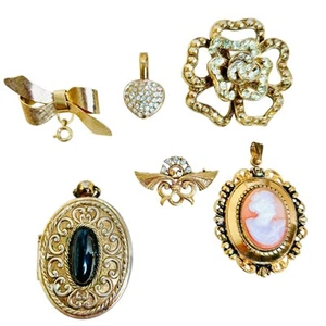 Vintage Jewelry Lot Cameo Locket Compact Pendant Sparkly Brooch Pins Heart Pend - Picture 1 of 8