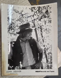 John Denver Country Music Legend Autographed Signed 8x10 B&W Photo See Photos - Picture 1 of 10