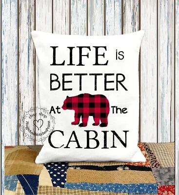 Тканевая декоративная подушка Life Is Better at the Cabin Red Check Bear Lodge No1109 - Изображение 1 из 4