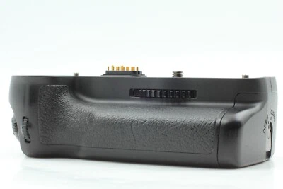 [N.MINT] Pentax D-BG4 Battery Grip - Vertical Grip for K-5 / K-7 from Japan #314 - Image 1 of 4