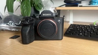 Sony Alpha 7 IV - 33MP Spiegellose Systemkamera BODY Schwarz - Bild 1 von 4
