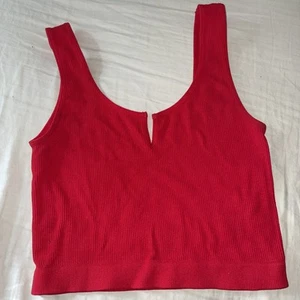 Ribbed Red Sleeveless Crop Top with V-Neck Detail Sz M/L - Picture 1 of 3