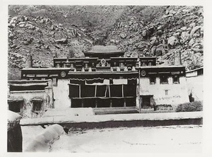 Postcard Tibet Lhasa Tsogchen Dukhang, Sera Monastery Newark Mus. (Repro) MINT - Picture 1 of 1
