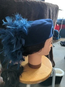 Vintage Blue Velvet And Feathered Box Hat - Picture 1 of 5