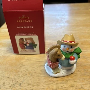 Hallmark Snow Buddies Ornament 2020 Schneemann Pony Pferd # 23 - Bild 1 von 6